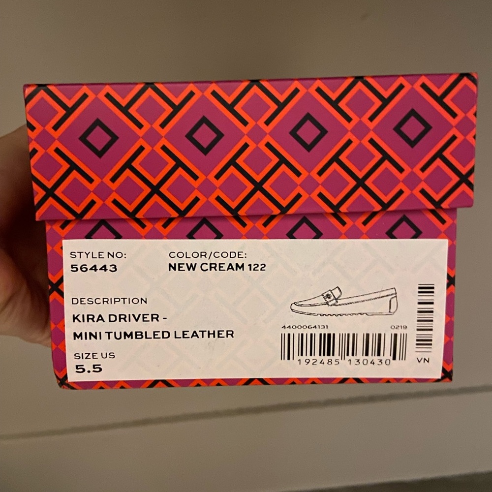 Tory Burch Kira Driver Flats - Picture 2 of 7